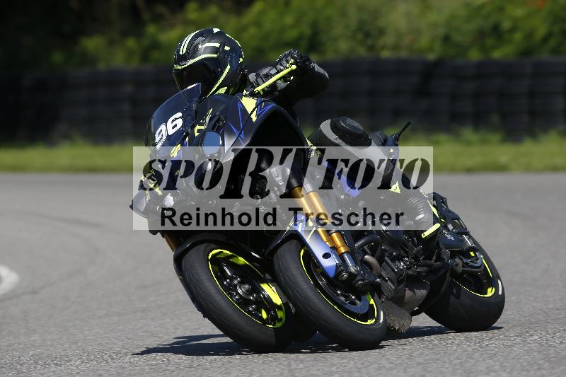 /Archiv-2024/29 12.06.2024 MOTO.CH Track Day ADR/Gruppe blau/96